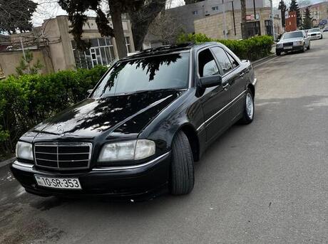 Mercedes C 220