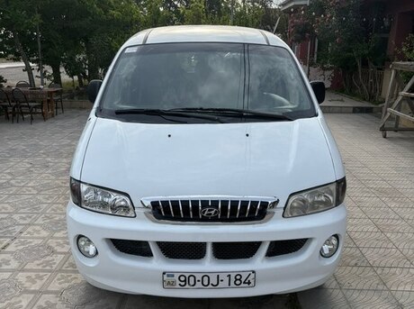 Hyundai H-1