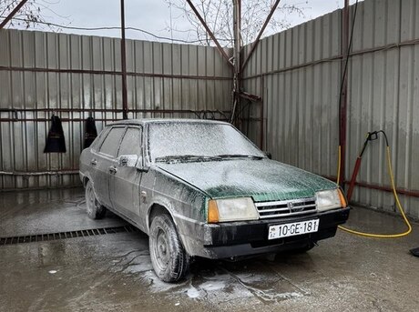 LADA (VAZ) 21099