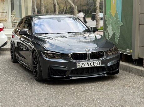 BMW 330