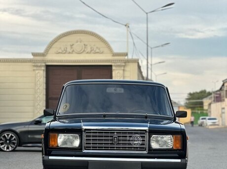 LADA (VAZ) 2107