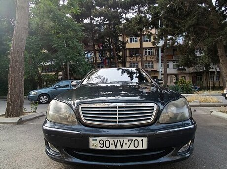 Mercedes S 320