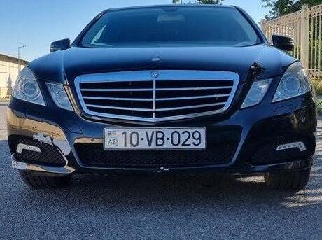 Mercedes E 220