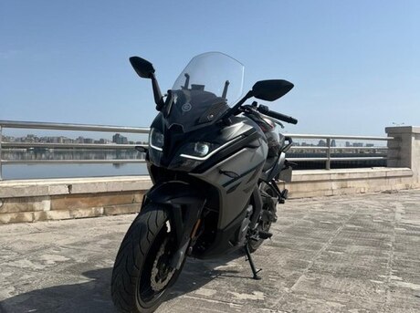 CFMOTO 650 GT