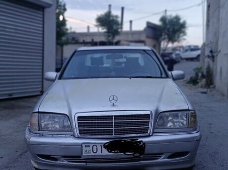 Mercedes C 250