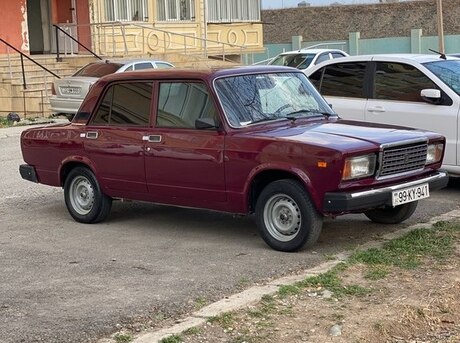 LADA (VAZ) 2107