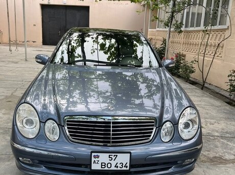 Mercedes E 320