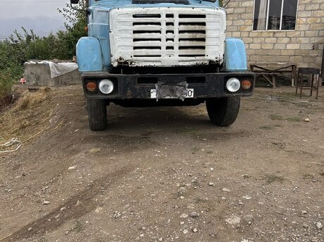 ZIL 130