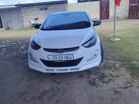 Hyundai Elantra