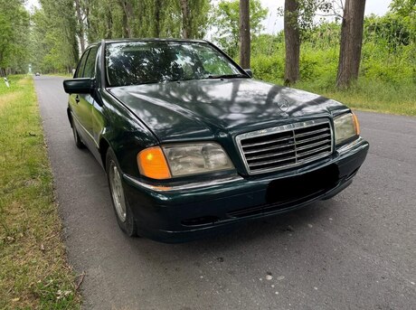 Mercedes C 180