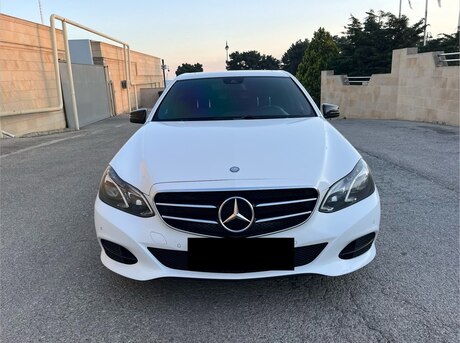Mercedes E 220