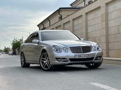 Mercedes E 270