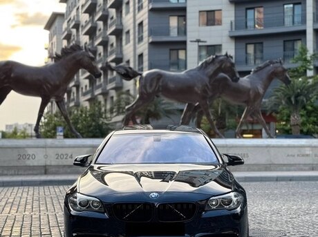 BMW 528
