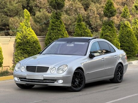 Mercedes E 320