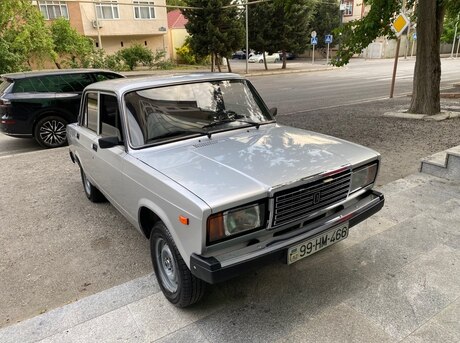 LADA (VAZ) 2107
