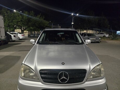 Mercedes ML 320