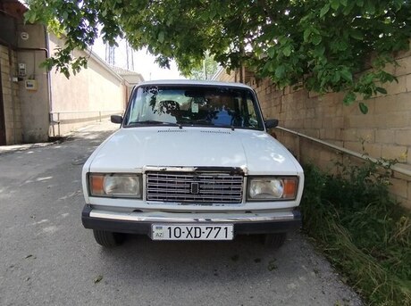 LADA (VAZ) 2107