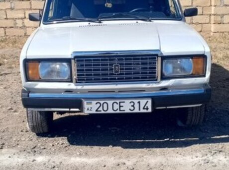 LADA (VAZ) 2107