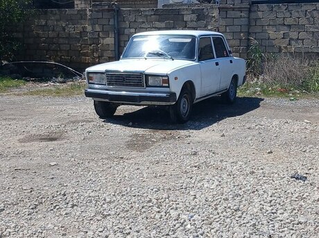 LADA (VAZ) 2107
