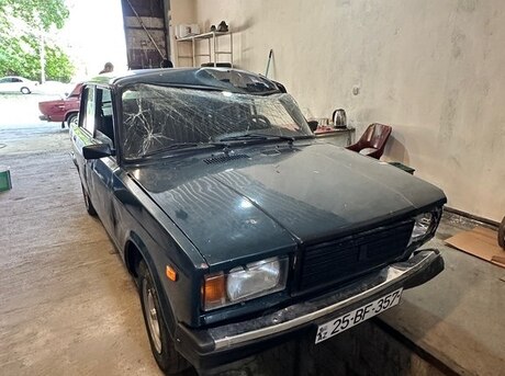LADA (VAZ) 2107