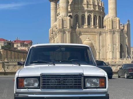 LADA (VAZ) 2107