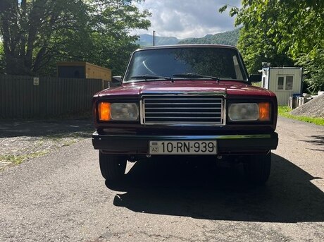 LADA (VAZ) 2107
