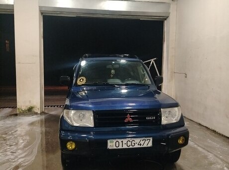 Mitsubishi Pajero io