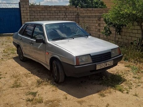 LADA (VAZ) 21099
