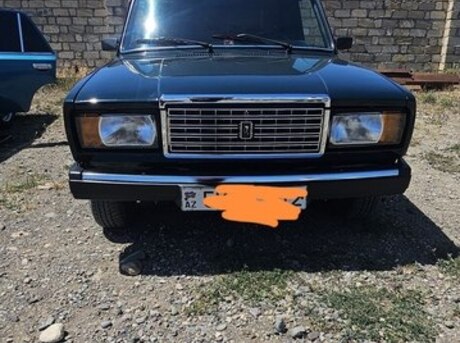 LADA (VAZ) 2107