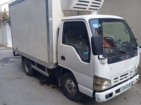 Isuzu NKR 55 E