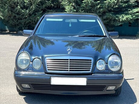 Mercedes E 280