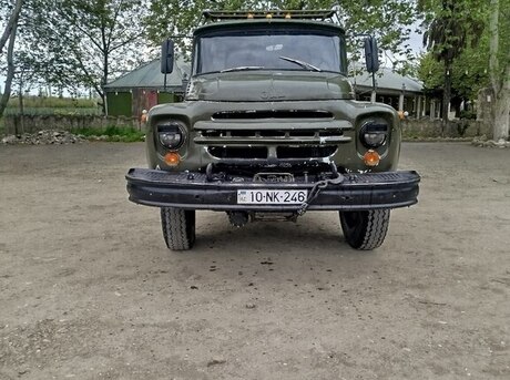 ZIL 130