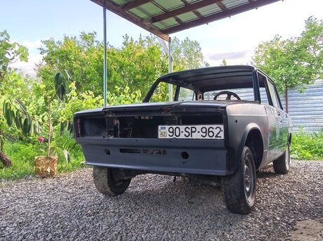 LADA (VAZ) 2107