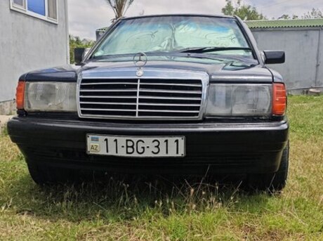 Mercedes 190