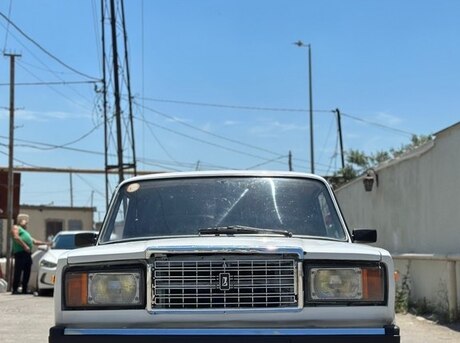 LADA (VAZ) 2107