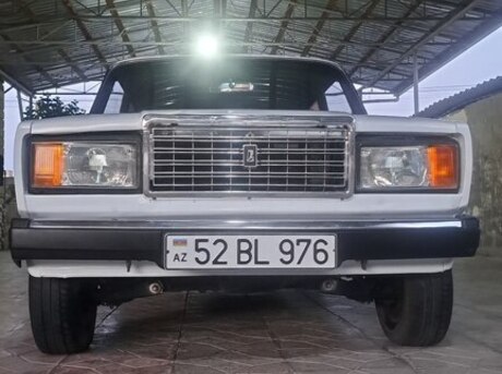 LADA (VAZ) 2107