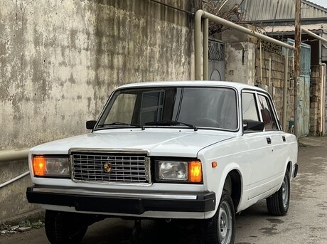 LADA (VAZ) 2107