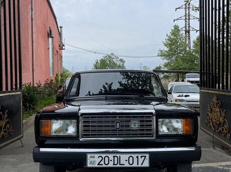 LADA (VAZ) 2107