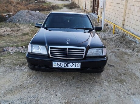 Mercedes C 180
