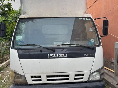 Isuzu NPR 66 L