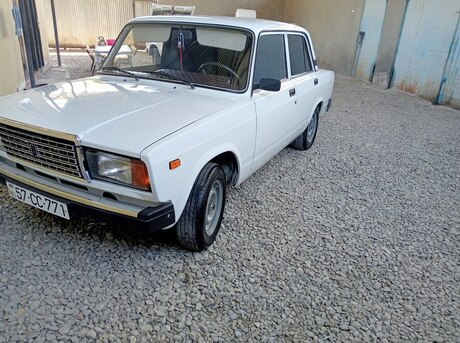 LADA (VAZ) 2107