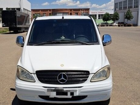Mercedes Viano