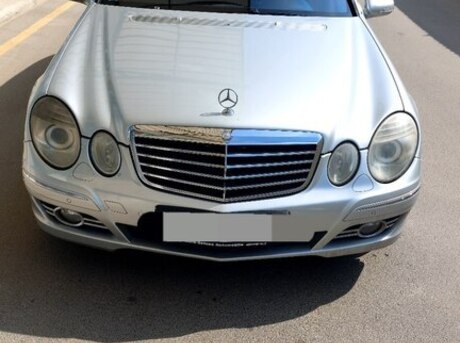Mercedes E 220