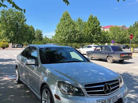 Mercedes C 250