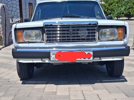 LADA (VAZ) 2107