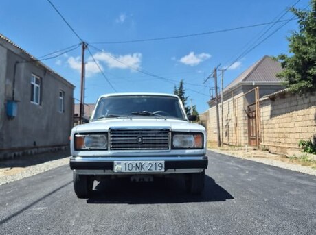 LADA (VAZ) 2107