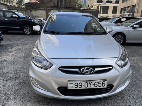 Hyundai Accent