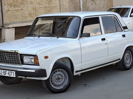 LADA (VAZ) 2107