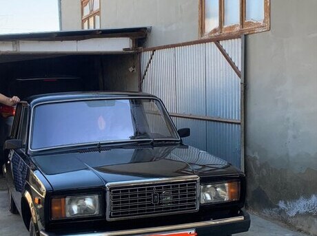 LADA (VAZ) 2107