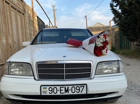 Mercedes C 180